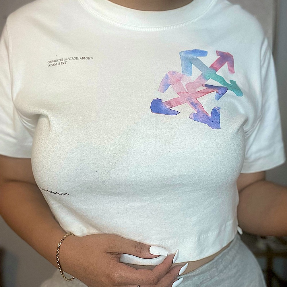 Off White Cropped Tee